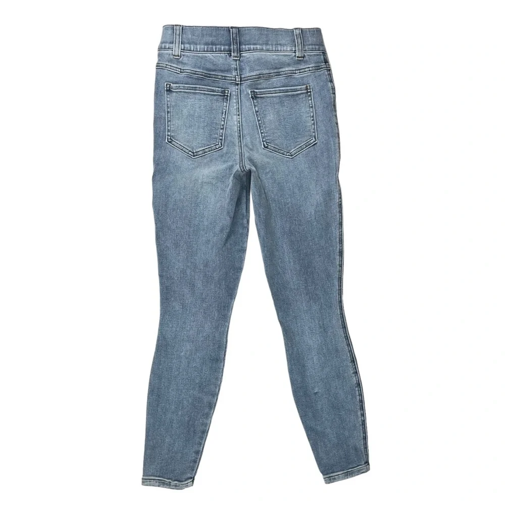 Spanx XS Petite Sculpt Pull-On Skinny‎ Jeans Light Wash Butt Lifting NWT